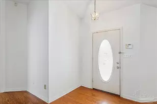 100 Oviedo St, Gulf Breeze, FL 32561 - Photo 5