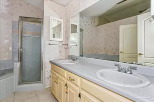 100 Oviedo St, Gulf Breeze, FL 32561 - Photo 23