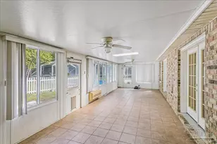 100 Oviedo St, Gulf Breeze, FL 32561 - Photo 31