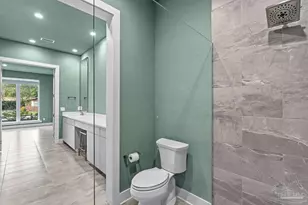 1471 E Moreno St, Pensacola, FL 32503 - Photo 13