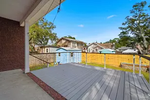 542 S 1st St, Pensacola, FL 32507 - Photo 31