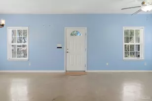 542 S 1st St, Pensacola, FL 32507 - Photo 7