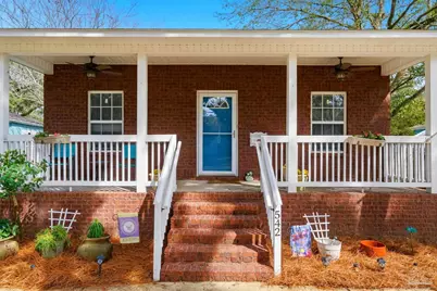 542 S 1st St, Pensacola, FL 32507 - Photo 9