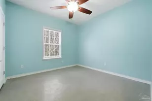542 S 1st St, Pensacola, FL 32507 - Photo 31