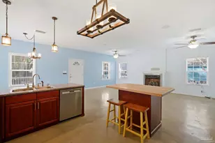 542 S 1st St, Pensacola, FL 32507 - Photo 21