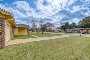 336 Crestfield Cir, Cantonment, FL 32533 - Photo 9