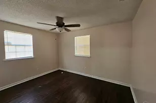 5604 Scotland Terrace, Pensacola, FL 32526 - Photo 7