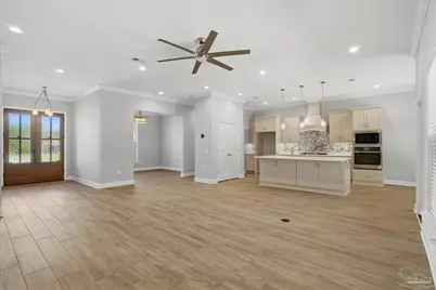 1163 Wensel Dr, Cantonment, FL 32533 - Photo 9