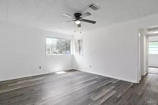 4509 Versailles Dr, Pensacola, FL 32505 - Photo 3