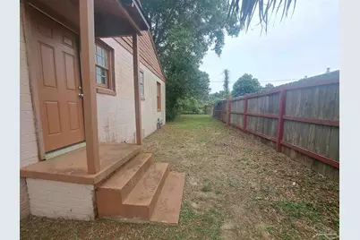 203 SE Syrcle Dr, Pensacola, FL 32507 - Photo 19