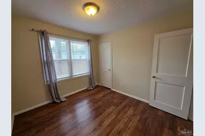 203 SE Syrcle Dr, Pensacola, FL 32507 - Photo 13