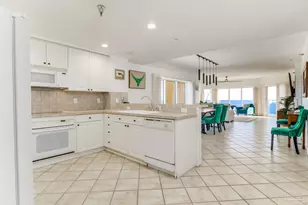 22 Via Deluna Dr, Pensacola Beach, FL 32561 - Photo 13