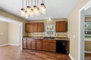 5417 San Miguel St, Milton, FL 32583 - Photo 13