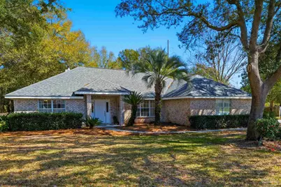 1522 Oak Shore Dr, Gulf Breeze, FL 32563 - Photo 1