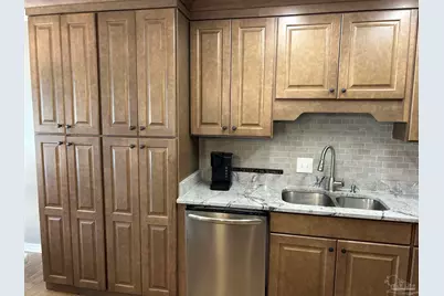 3869 Bay Wind Dr, Gulf Breeze, FL 32563 - Photo 11