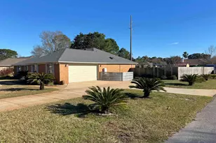 3869 Bay Wind Dr, Gulf Breeze, FL 32563 - Photo 3