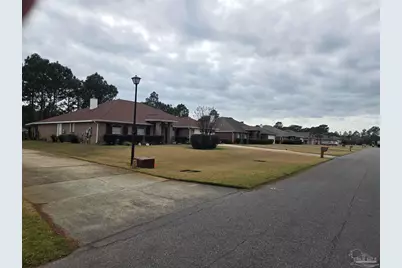 7238 Brinkley St, Navarre, FL 32566 - Photo 3