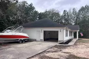 3041 N 17th Ave, Milton, FL 32583 - Photo 3