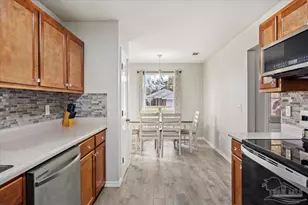 3312 Linger Ct, Pensacola, FL 32526 - Photo 13