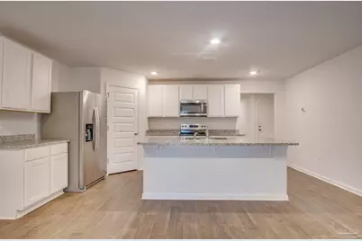 7408 Oak Lake Blvd, Pensacola, FL 32526 - Photo 11