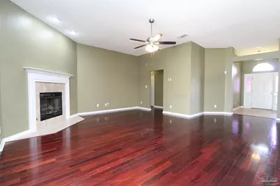 6462 Sarasota St, Pensacola, FL 32526 - Photo 3