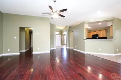 6462 Sarasota St, Pensacola, FL 32526 - Photo 5