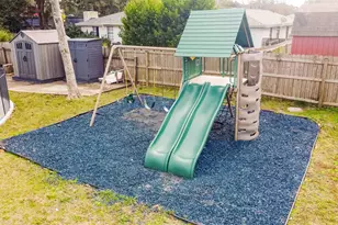 4261 Obregon Dr, Pensacola, FL 32504 - Photo 11