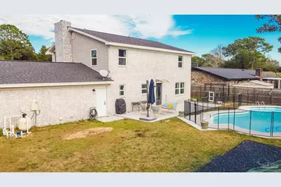 4261 Obregon Dr, Pensacola, FL 32504 - Photo 13