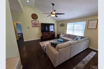 7409 Frankfort St, Navarre, FL 32566 - Photo 11