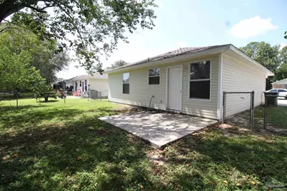 404 Oak Knoll Ln, Pensacola, FL 32506 - Photo 15
