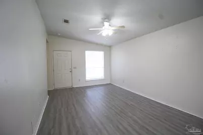 404 Oak Knoll Ln, Pensacola, FL 32506 - Photo 3