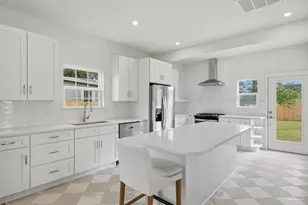 1109 E Gonzalez St, Pensacola, FL 32503 - Photo 7