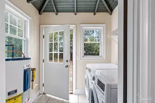 1114 E Lloyd St, Pensacola, FL 32503 - Photo 37