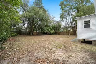 1114 E Lloyd St, Pensacola, FL 32503 - Photo 39