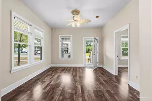 1114 E Lloyd St, Pensacola, FL 32503 - Photo 13