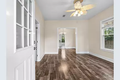 1114 E Lloyd St, Pensacola, FL 32503 - Photo 7