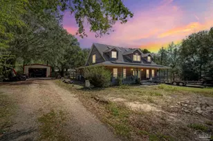 1658 Beechwood Dr, Gulf Breeze, FL 32563 - Photo 1