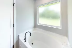 5298 Hidden Pnes Cir, Milton, FL 32583 - Photo 13