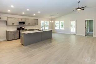 5318 Hidden Pnes Cir, Milton, FL 32583 - Photo 7