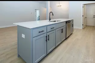 5318 Hidden Pnes Cir, Milton, FL 32583 - Photo 9