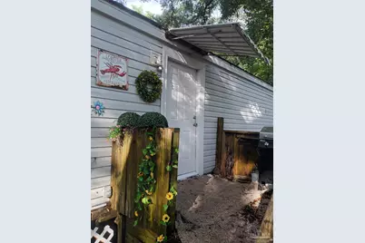 833 Wayne Ave, Pensacola, FL 32507 - Photo 13