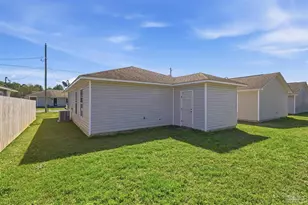8909 Camshire Cir, Pensacola, FL 32507 - Photo 29