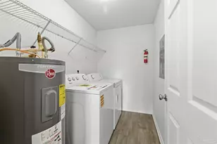 8909 Camshire Cir, Pensacola, FL 32507 - Photo 13