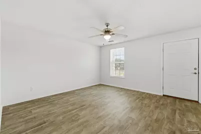 8909 Camshire Cir, Pensacola, FL 32507 - Photo 19