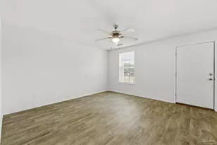 8909 Camshire Cir, Pensacola, FL 32507 - Photo 19