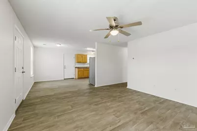 8909 Camshire Cir, Pensacola, FL 32507 - Photo 5