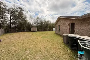 6844 Community Dr, Pensacola, FL 32526 - Photo 9