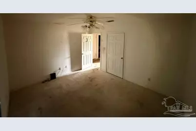 6844 Community Dr, Pensacola, FL 32526 - Photo 17