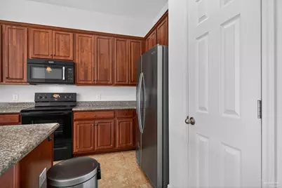 5640 Shooting Star Ct, Milton, FL 32583 - Photo 7