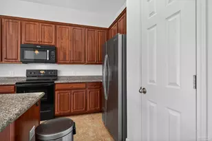 5640 Shooting Star Ct, Milton, FL 32583 - Photo 7